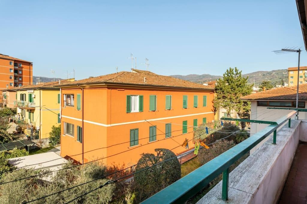 Chic Italian Escape - Casa Vacanze Lorusso Монтекатини-Терме Экстерьер фото