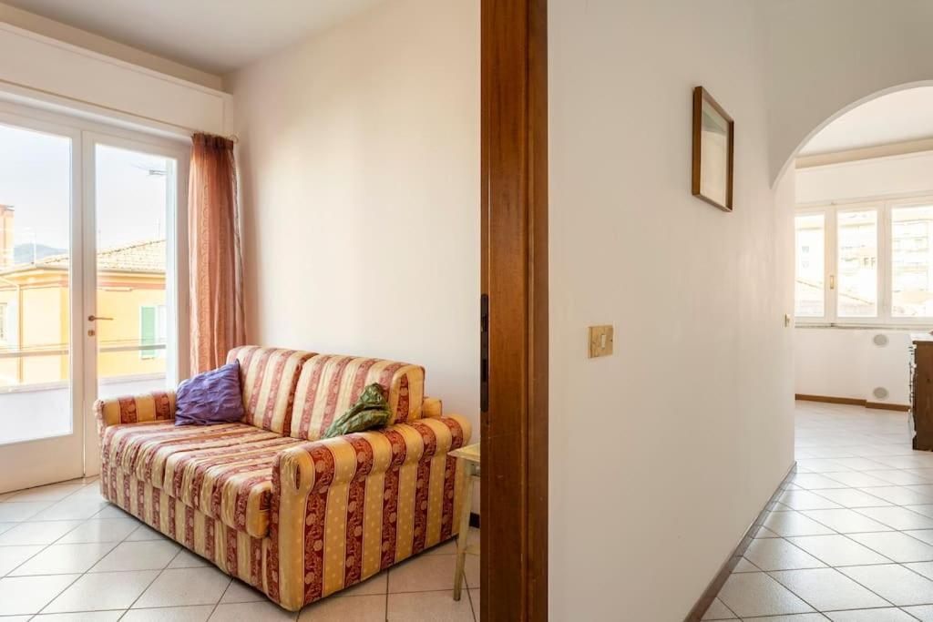 Chic Italian Escape - Casa Vacanze Lorusso Монтекатини-Терме Экстерьер фото