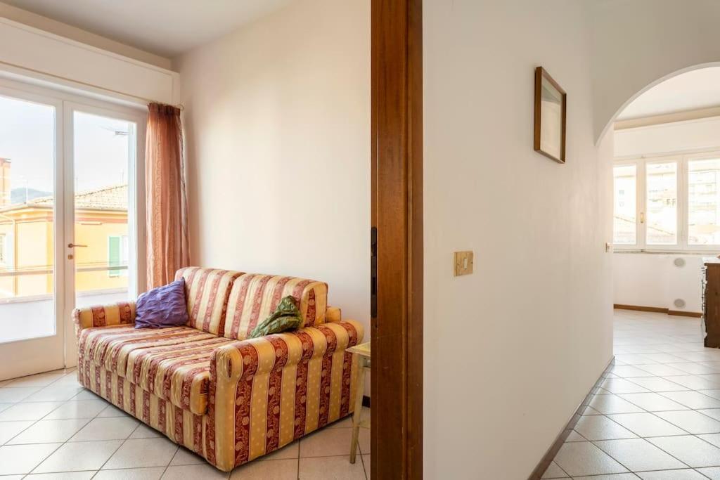 Chic Italian Escape - Casa Vacanze Lorusso Монтекатини-Терме Экстерьер фото