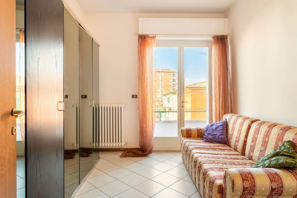 Chic Italian Escape - Casa Vacanze Lorusso Монтекатини-Терме Экстерьер фото